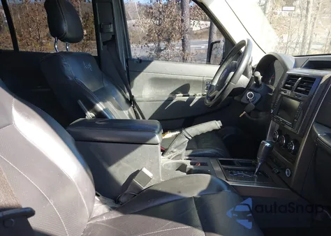 2011 Jeep Liberty Limited Edition z USA, uszkodzony, nr VIN 1J4PP5GK7BW547291